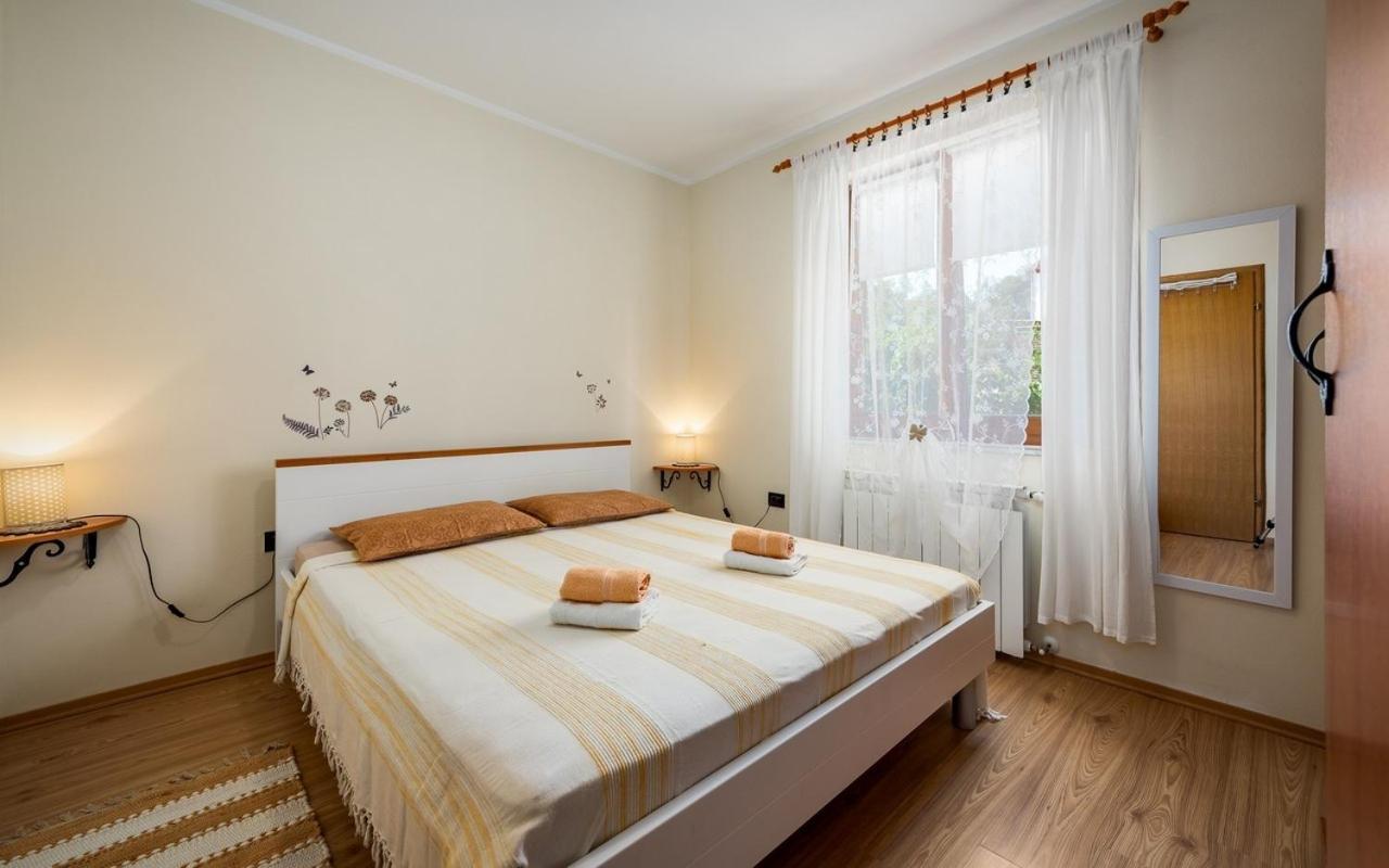 Iva House With Apartment อูมัค ภายนอก รูปภาพ